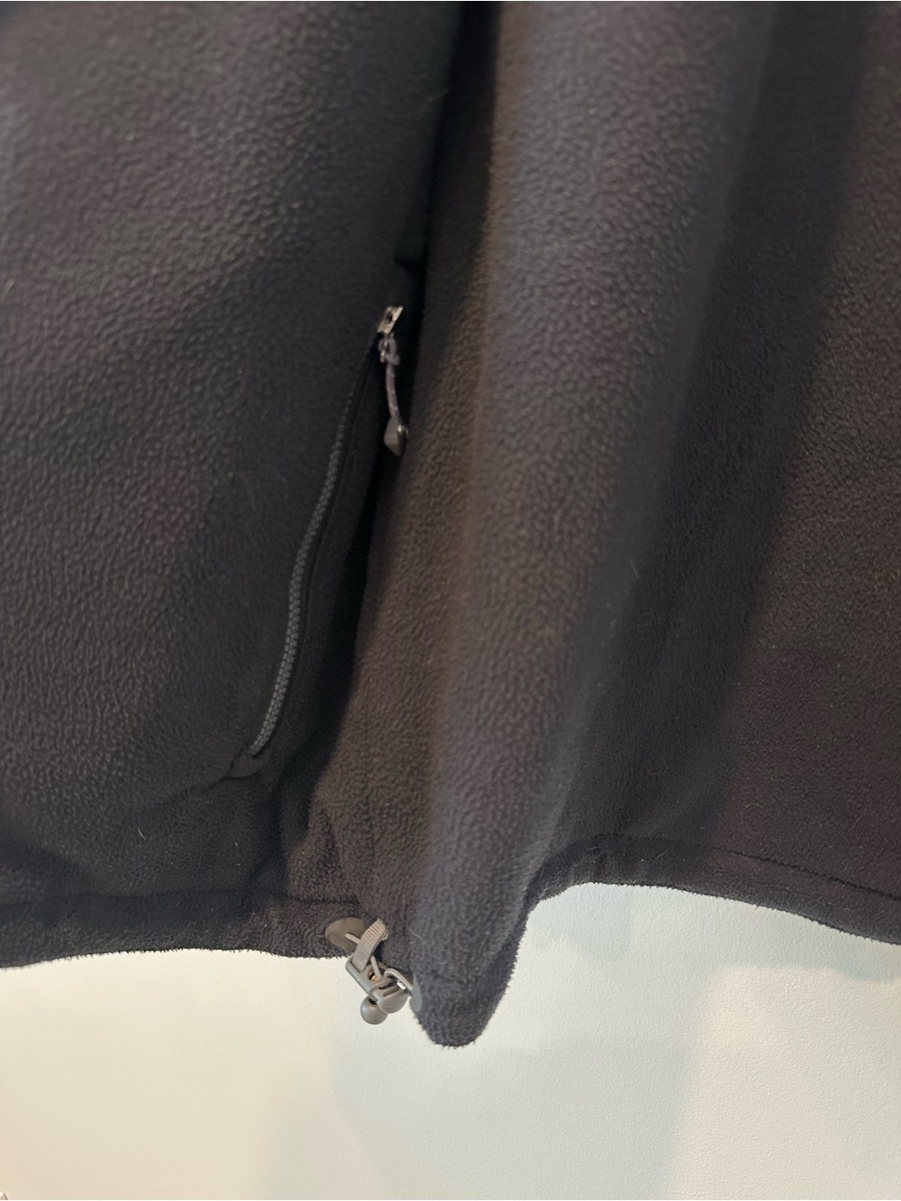 Peter Millar Thermal Block Reversible Vest Black Gray Size Medium Golf Preppy - Picture 7 of 16